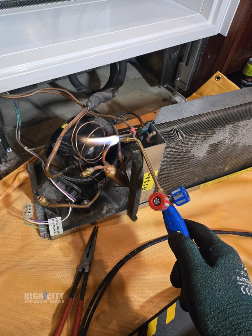 Appliance repair photo (4)