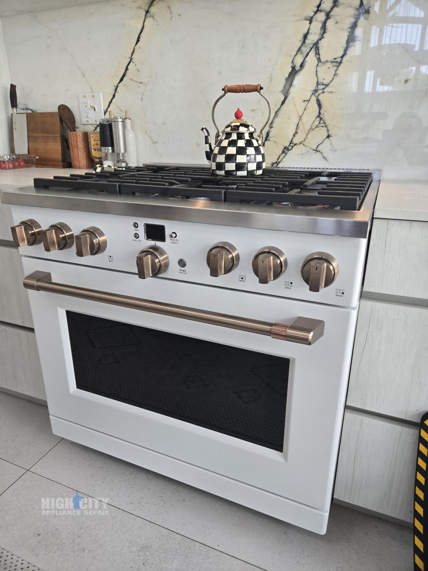 Appliance repair photo (1)