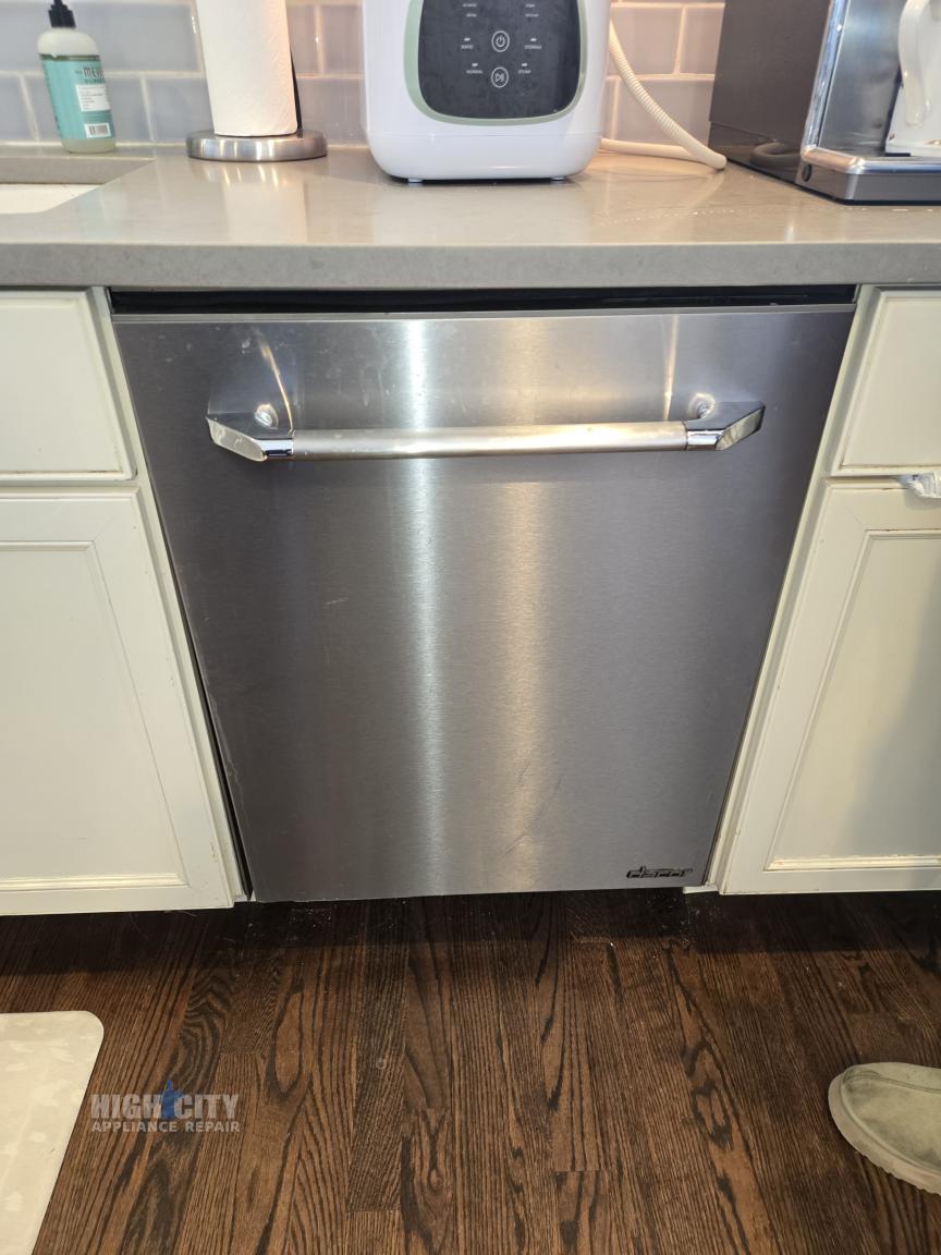 Appliance repair photo (2)