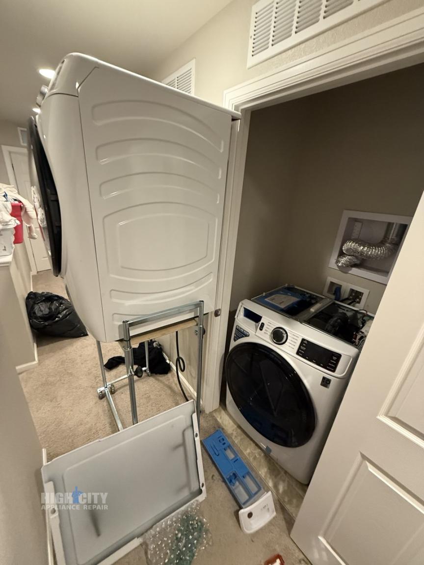 Appliance repair photo (1)